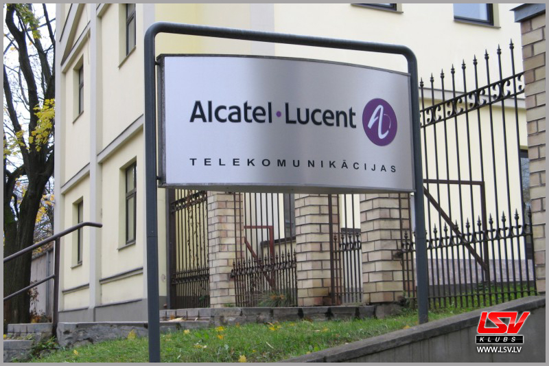 alcatel1.jpg